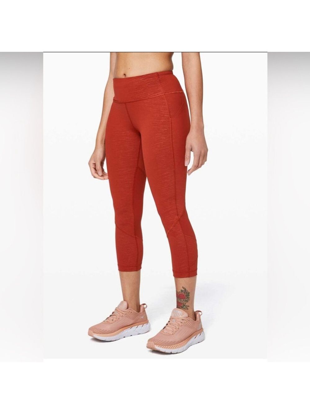 Lululemon pace rival crop 22 inch size 8 stride emboss cayenne